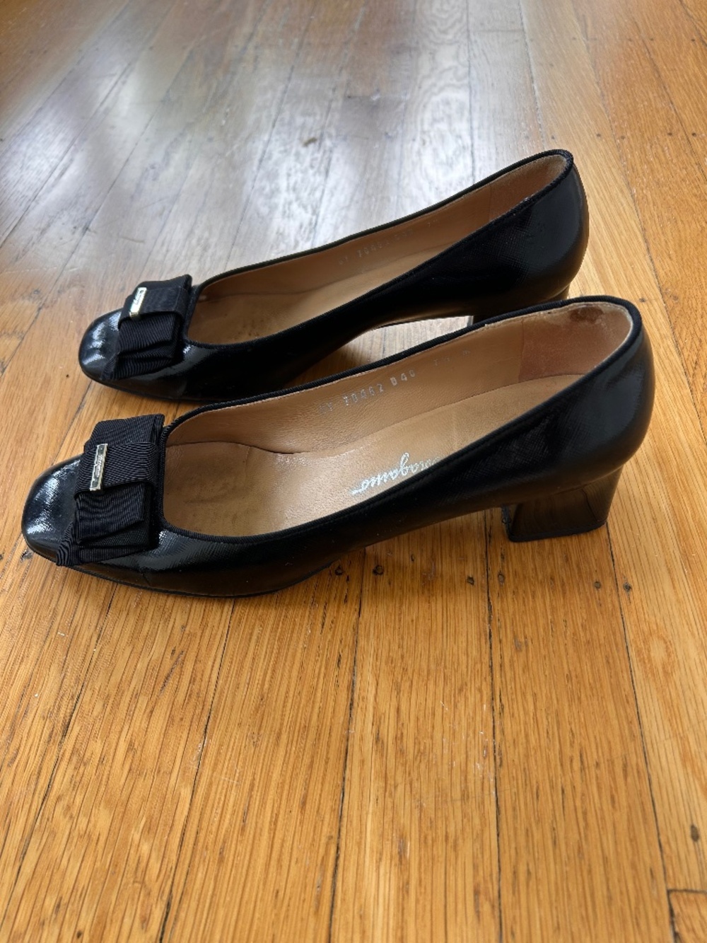 Ferragamo black patent bow silver low heels